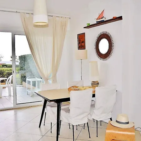 Апартаменты T2 Avec Parking Au Lavandou, Pieds Dans L'eau - Fr-1-251-210