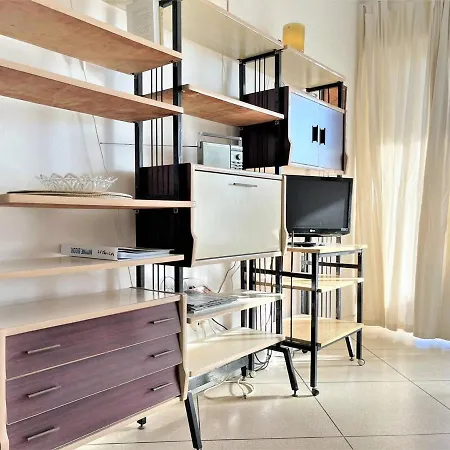 Apartment T2 Avec Parking Au Lavandou, Pieds Dans L'eau - Fr-1-251-210 Le Lavandou