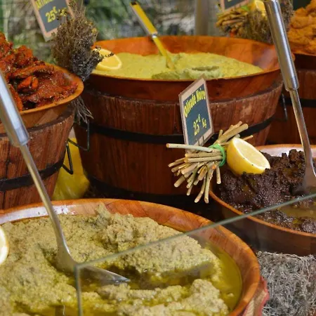 T2 Avec Parking Au Lavandou, Pieds Dans L'eau - Fr-1-251-210 * Le Lavandou