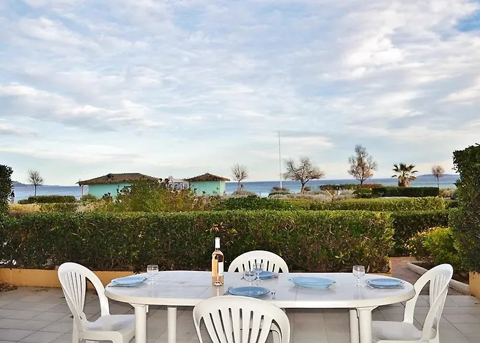 Apartment T2 Avec Parking Au Lavandou, Pieds Dans L'eau - Fr-1-251-210 Le Lavandou